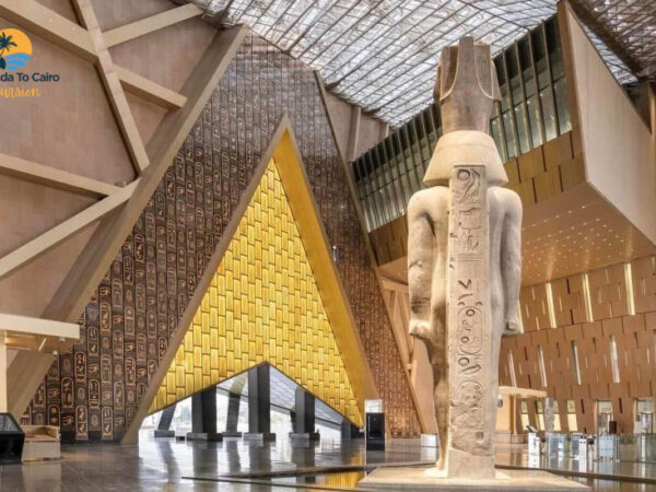 Private Day Trip to Cairo from Hurghada by Plane with Pyramids and Museum