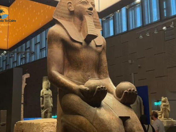 Private Cairo Day Trip from Hurghada by Bus with Pyramids and Lunch