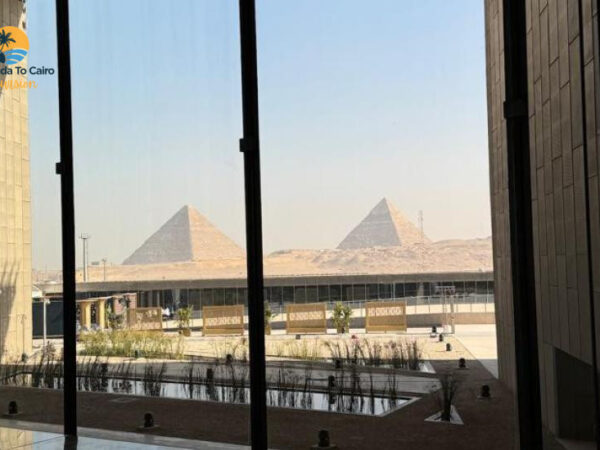 Cairo Day Trip from Hurghada by Bus with Pyramids and Lunch