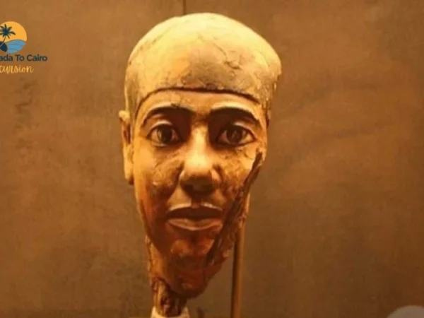 Saqqara Day Tour from Hurghada with Step Pyramid and Private Guide